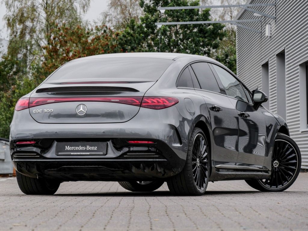 Mercedes-Benz EQE 300 AMG-Sport AIRM HAL DIGITAL Night 360° 21 foto 3