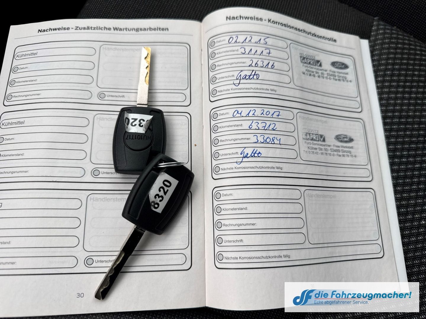 Fahrzeugabbildung Ford Transit Custom Kombi 300 L1 2.2 TDCi *8320 *EXPO