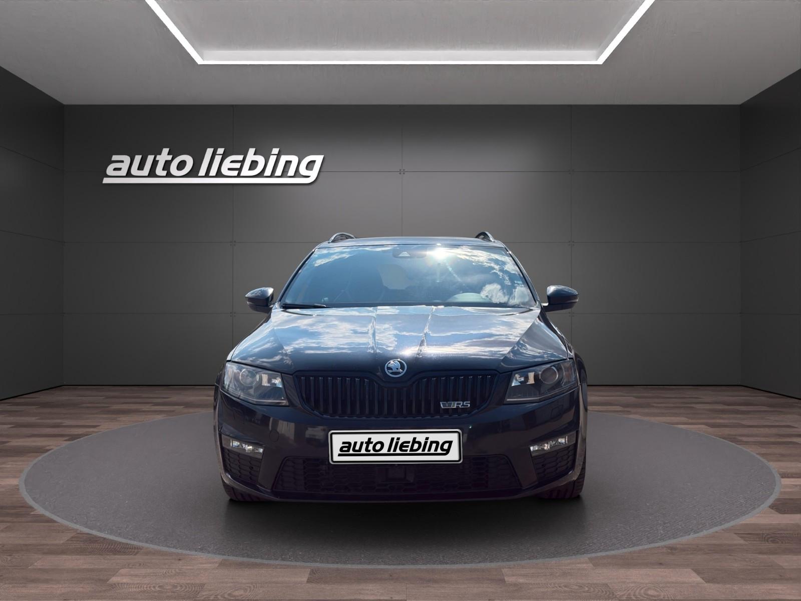 Skoda Octavia Combi RS*Xenon*Navi*Apple/Android*8-fach
