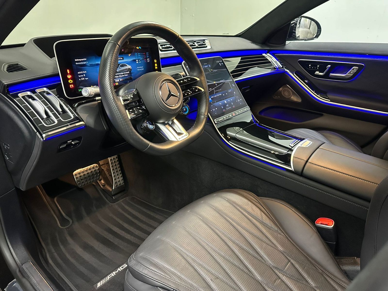 Fahrzeugabbildung Mercedes-Benz S 63 E Performance L *KERAMIK BREMSE*CARBON*TV*