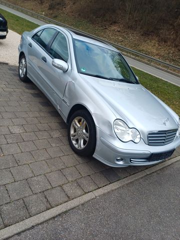 Mercedes-Benz C 180 C -Klasse Lim. C 180 Kompressor