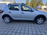 Dacia Sandero TCe 90 S/S Stepway 1.HAND - gebrauchte Dacia Sandero aus dem Jahr 2016