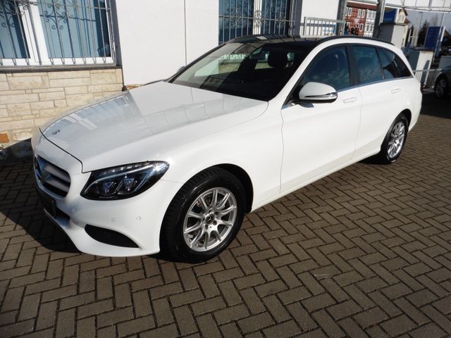 MERCEDES-BENZ C 180  T*LED*NAVI*AHK*PDC*Totwinkel*Spurhalte...