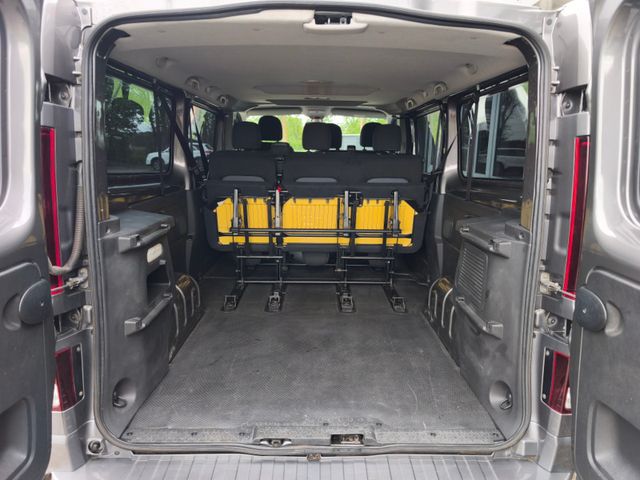 Opel Vivaro Combi L2H1 2,9t*AHK*Klima*Navi*PDC*