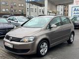 Volkswagen Golf Plus VI 1.6 Comfortline KLIMATRONIK,SITZHEI - gebrauchte VW Golf Plus aus dem Jahr 2009