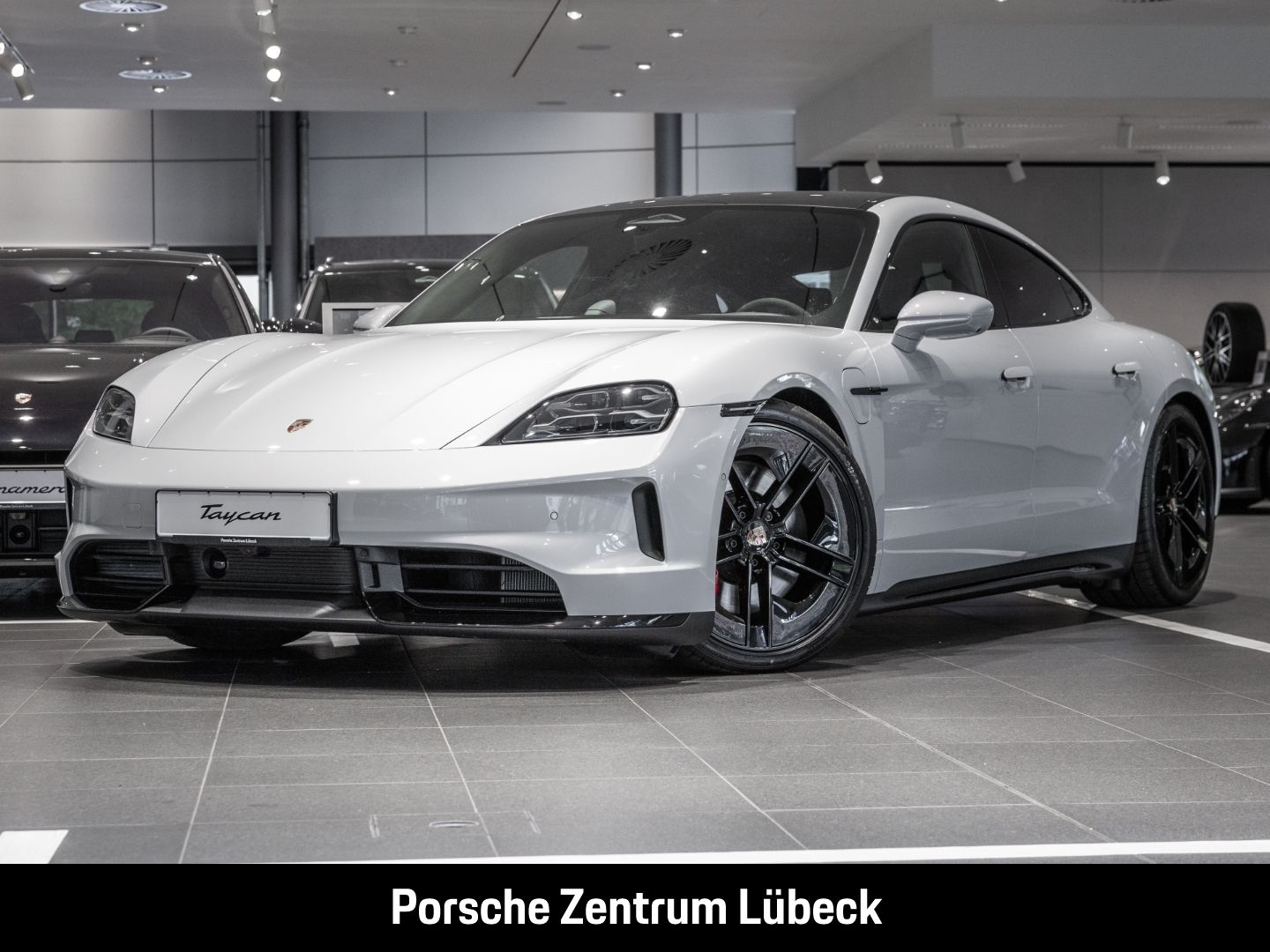 Porsche Taycan GTS InnoDrive HA-Lenkung Soft-Close