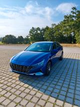 Hyundai Elantra - Hyundai Elantra Gebrauchtwagen