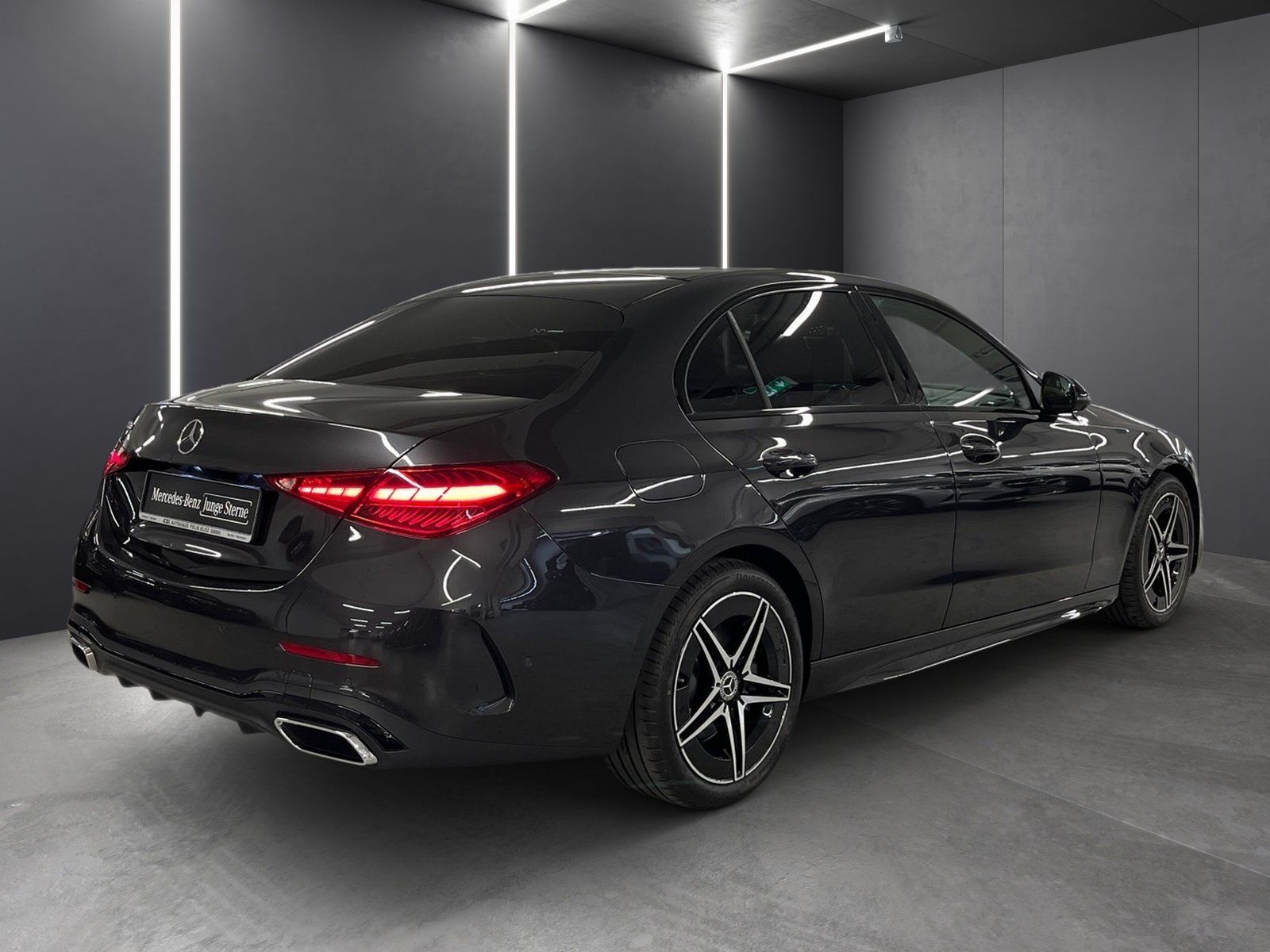 Fahrzeugabbildung Mercedes-Benz C 200 d AMG*Night*Distro*360°*Totwinkel*AHK*LED*
