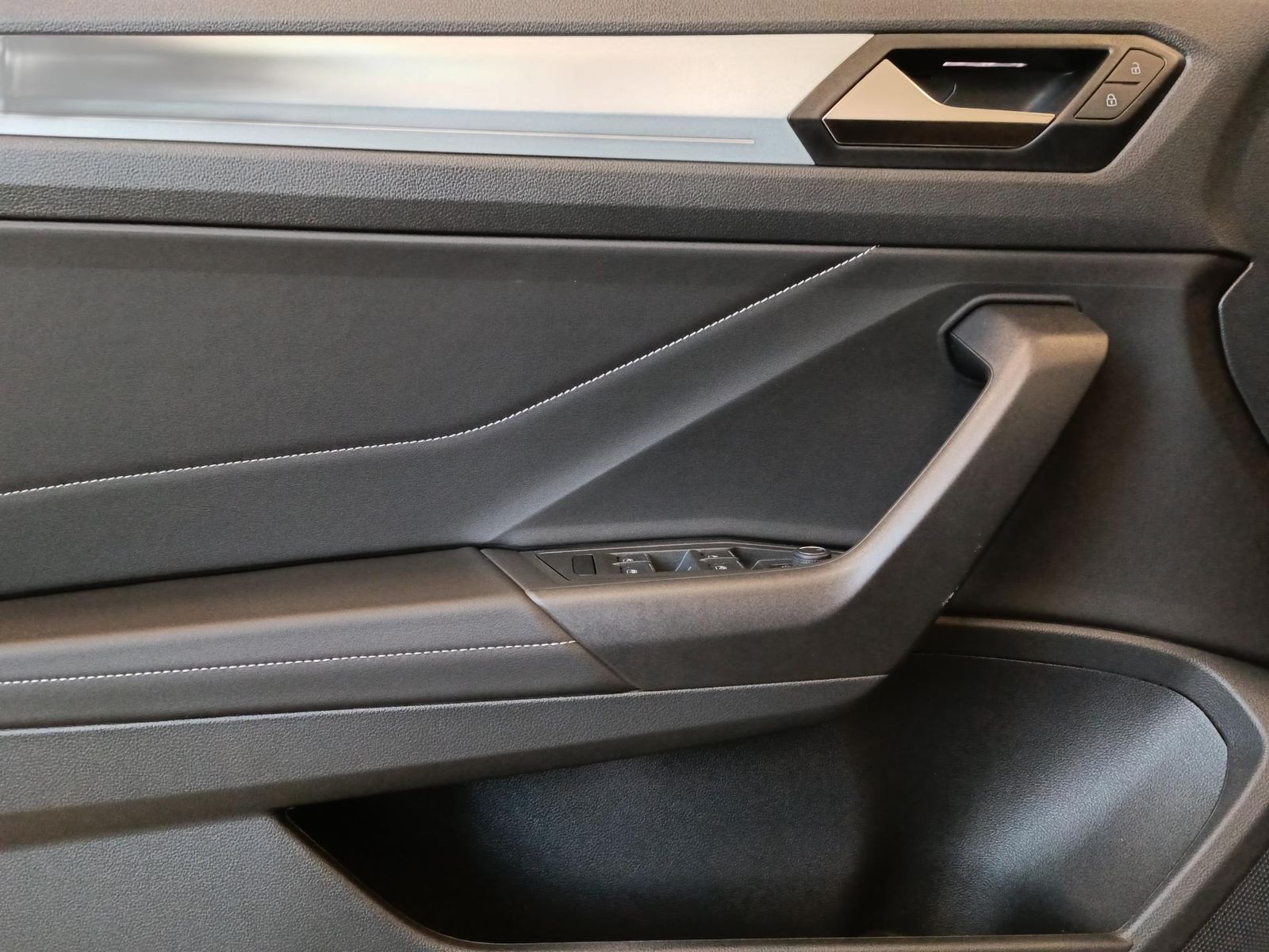 Volkswagen T-Roc - Bild 16