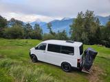 Volkswagen T5 Caravelle - weiße Volkswagen T5 Caravelle