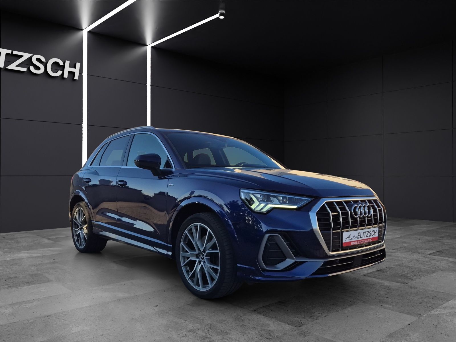 Fahrzeugabbildung Audi Q3 40 TDI quattro S-line S-tronic Matrix Navi AC