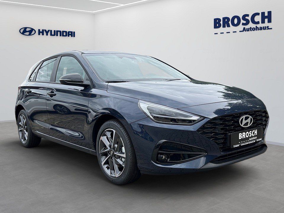 Fahrzeugabbildung Hyundai i30 MY25 1.5T 48V ADVANTAGE LED+NAVI 5J-GARANTIE