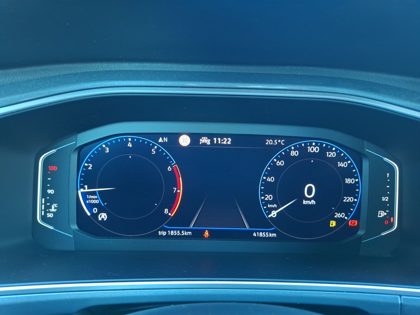 Fahrzeugabbildung Volkswagen T-Roc TSI Style LED Navi AID ACC Park-Assist SH