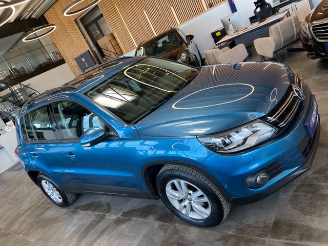 Volkswagen Tiguan  *1.HAND*PANO*BI-XENON*SHZ*TEMP*NAVI*