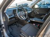 BMW X1 sDrive18i Glasdach Totwinkel Kamera Sitzhzg. - BMW X1 Gebrauchtwagen in Stuttgart