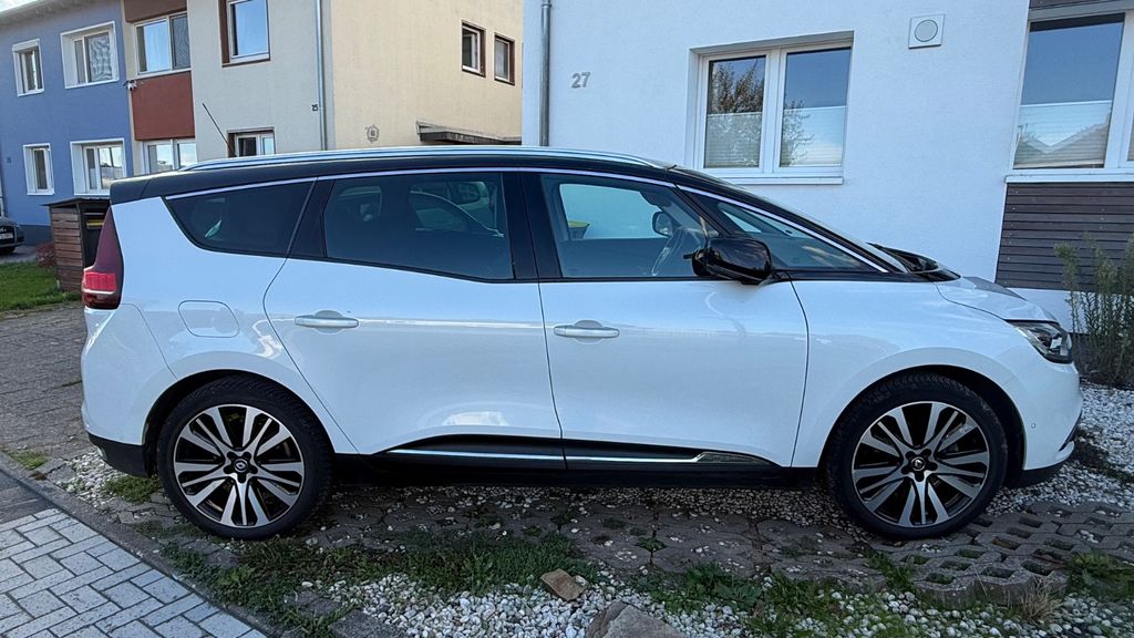 Image of Renault Grand Scenic