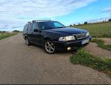 Volvo V70 2.5-10V - - Volvo V70: 10v