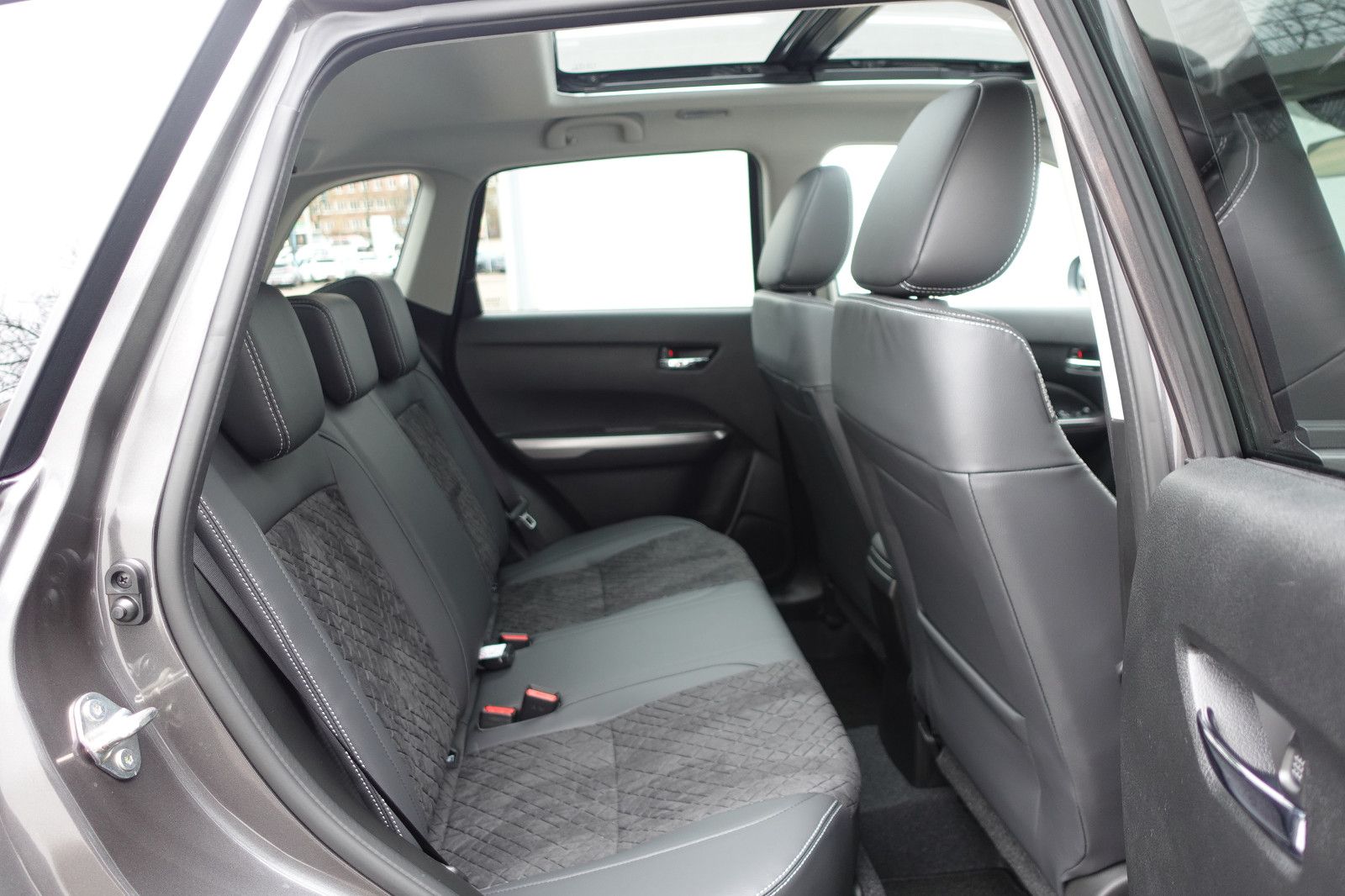 Fahrzeugabbildung Suzuki Vitara 1.4 Automatik Comfort+,NAVI,Schiebedach