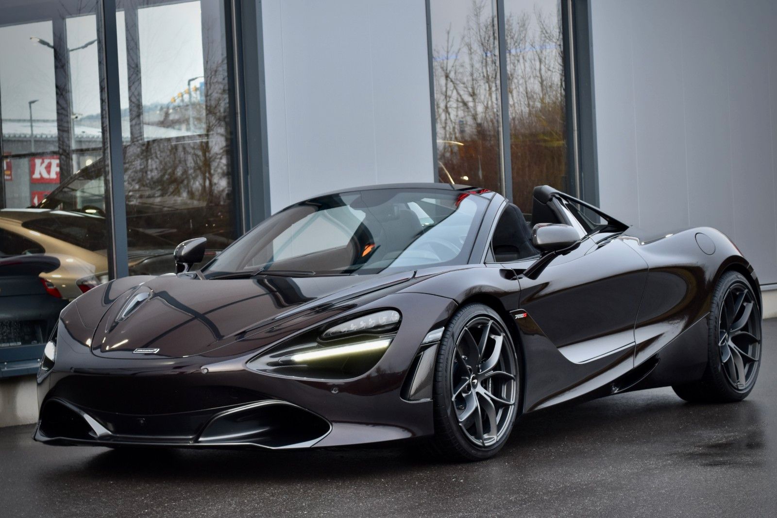 MCLAREN 720S