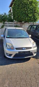 Ford Fiesta 1,4 16V Silver Magic Silver Magic - Ford Fiesta: Magic