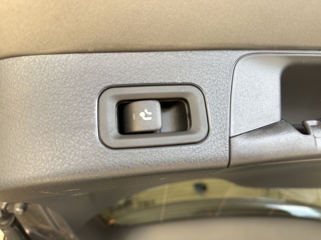 Fahrzeugabbildung Mercedes-Benz GLB 200 d AHK*360-Kamera*Keyless-Go*Multibeam*