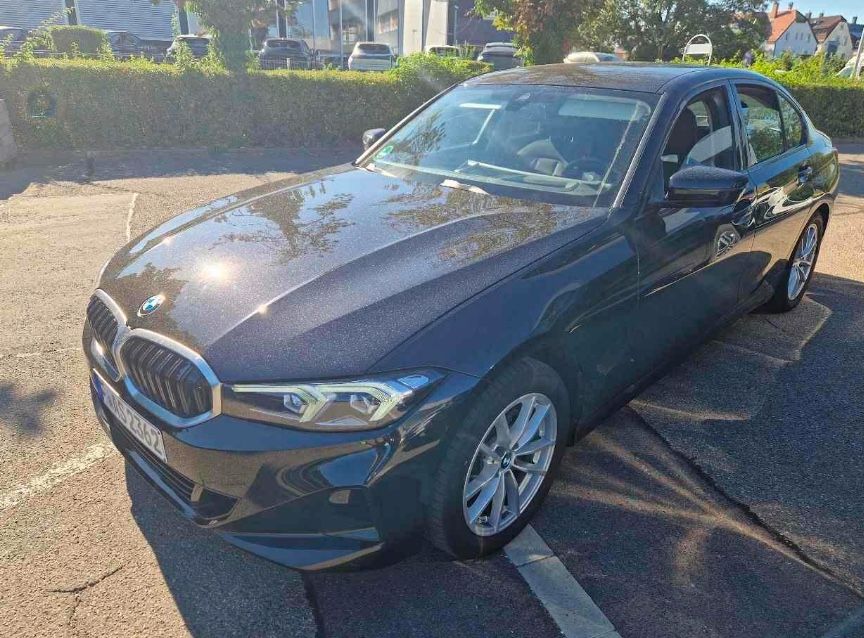 Image of BMW 320