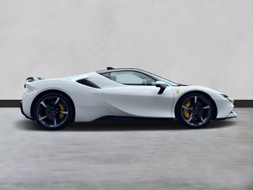 2022 Ferrari SF90 照片 6