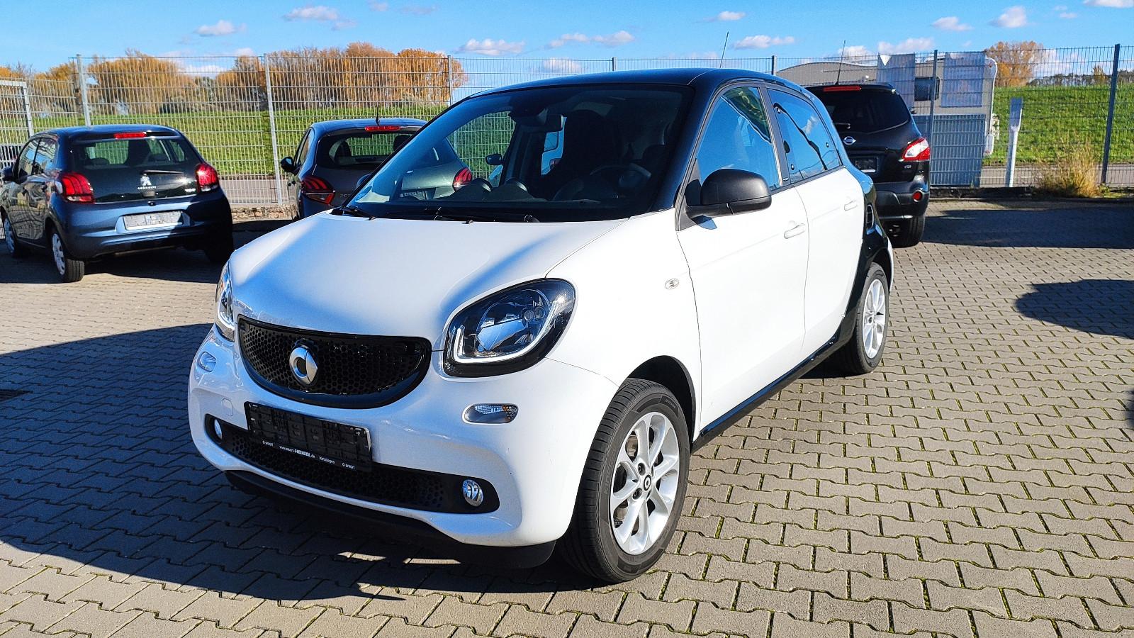 Smart ForFour 90PS+Pano+SHZ+PDC+Klimaauto+BT+Tempomat