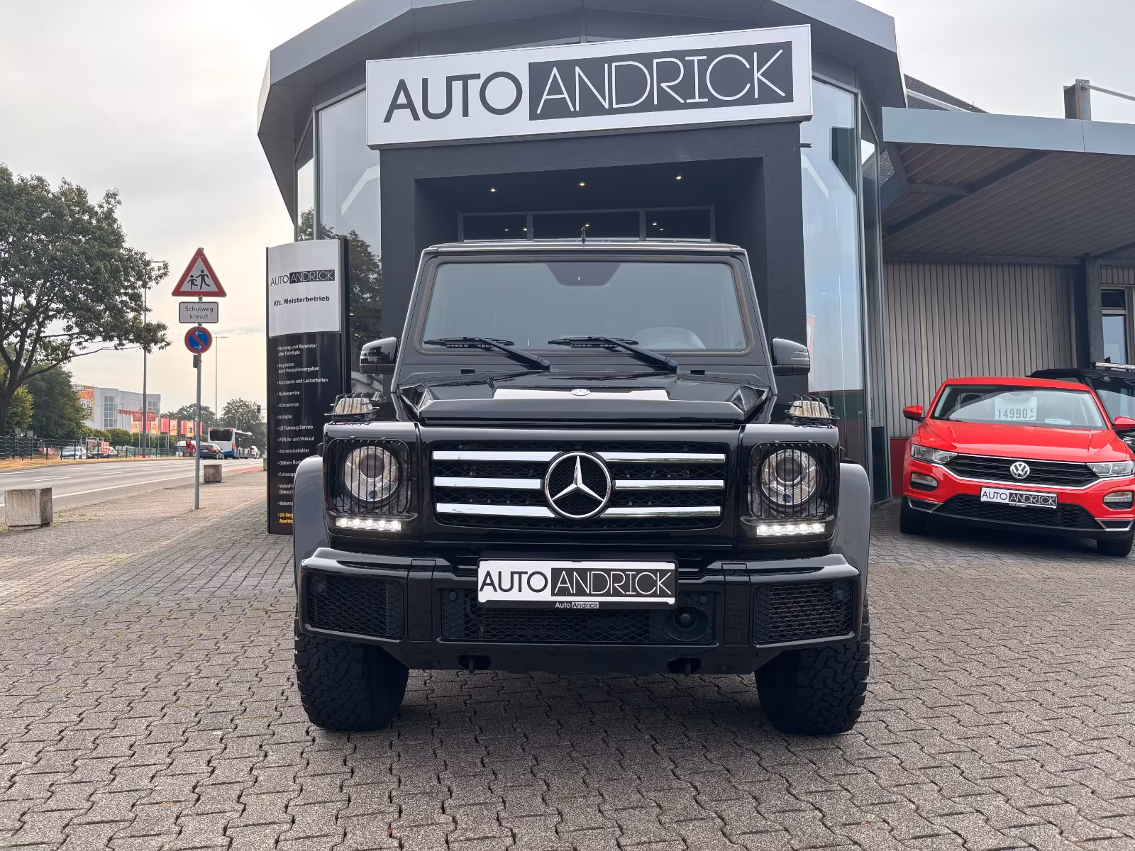 Mercedes-Benz G 500 DESIGNO EXCLUSIVE KAMERA SHZ GSD AHK XENON
