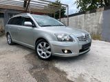Toyota Avensis 2006 2.0L Benzine - Toyota Avensis in Mönchengladbach
