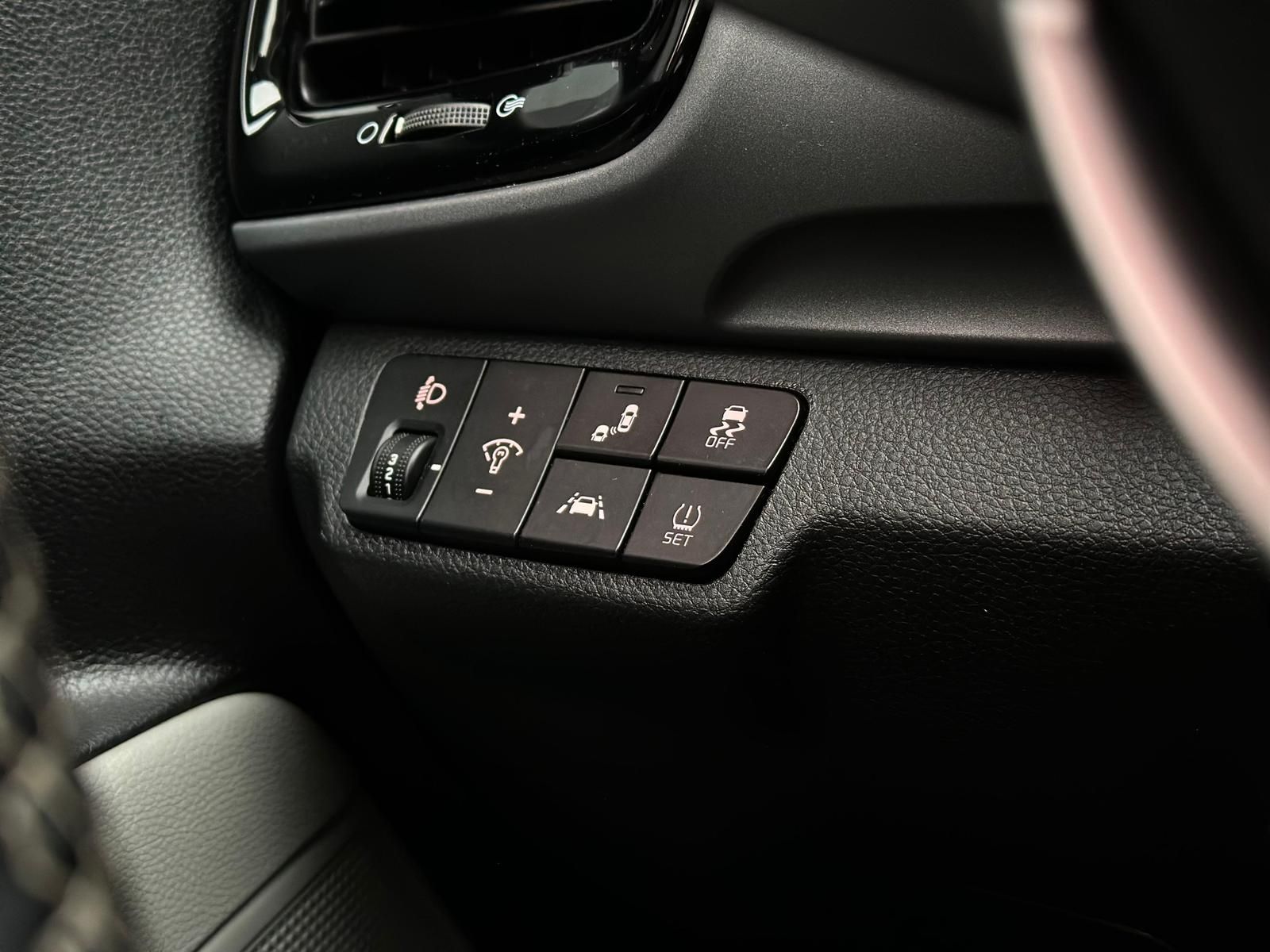 KIA Stonic 1.0TGDI SPIRIT SHZ#LH#CAM#TEMPO#SPUR#NAVI - Image 18