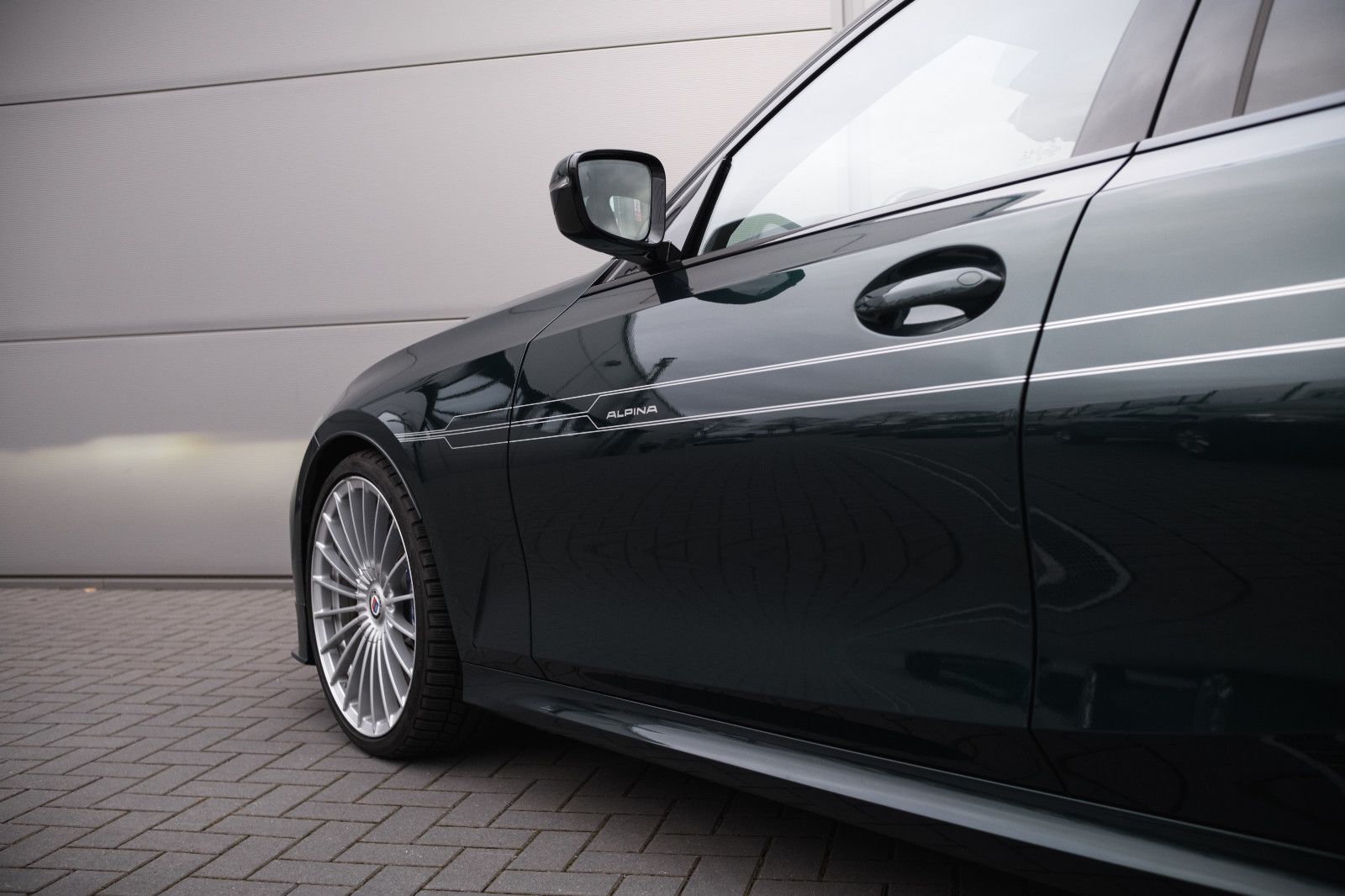 Fahrzeugabbildung ALPINA D3 S Touring-Pano-HarmanKardon-InnoPaket-20Zoll