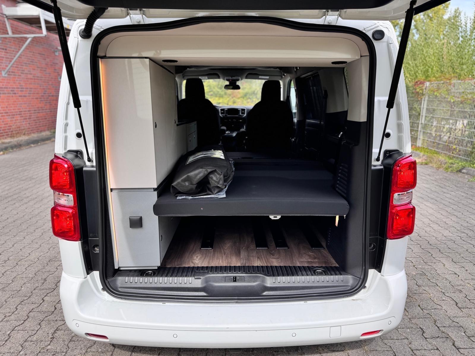 Toyota Crosscamp - Automatik - Standheizung - 1.Hand -