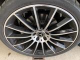 Mercedes-Benz CLS 400 Coupe AMG DISTR | 20Z | WIDESCREEN | KAM - blaue Mercedes-Benz CLS-Klasse