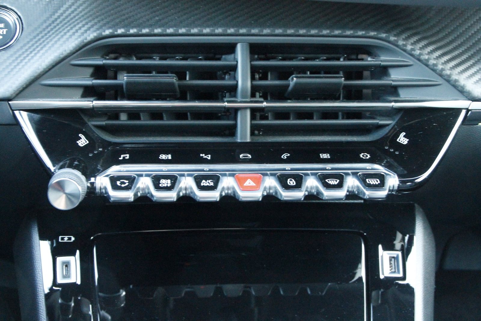 Fahrzeugabbildung Peugeot 2008 (P1) GT PureTech