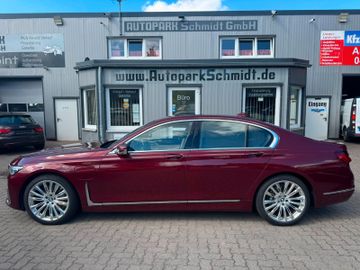 BMW 745 - 8