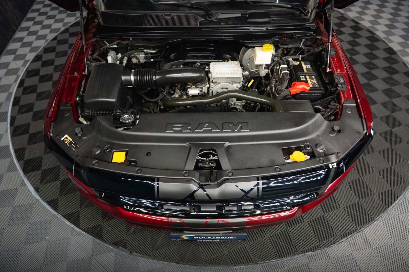 Fahrzeugabbildung Dodge RAM 5.7 V8 HEMI 4x4 OFFROAD NIGHT-Edition LED