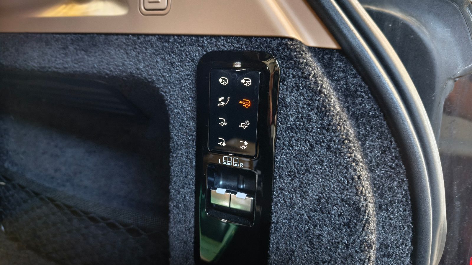 Land Rover RANGE ROVER AUTOBIOGRAPHY HYBRID LED NAV AHK 22" foto 18