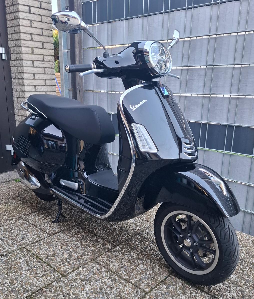 Vespa GTS 300 Super HPE ABS / ASR