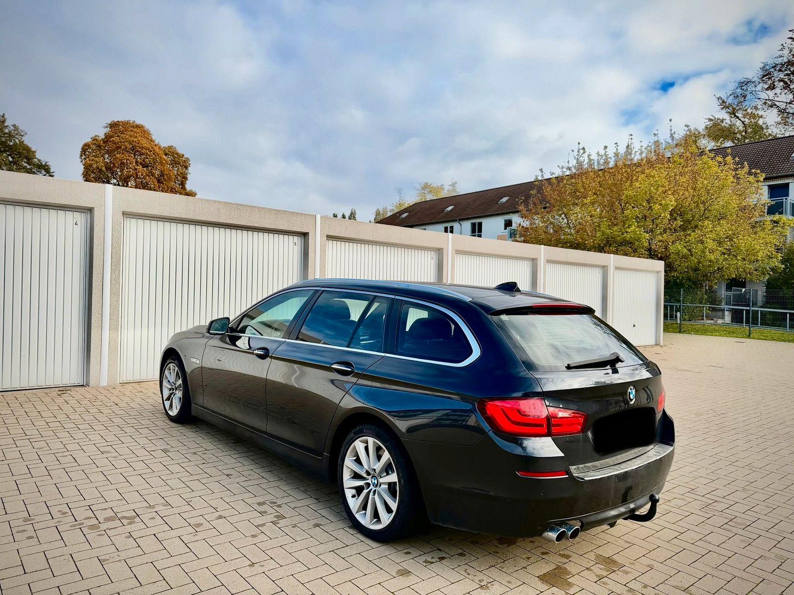 BMW 530 2012 — engine 258 HP (190kW)