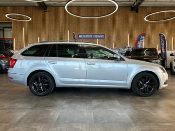 Skoda Octavia Combi Ambition *AHK*TEMPO*NAVI*2-ZONEN*