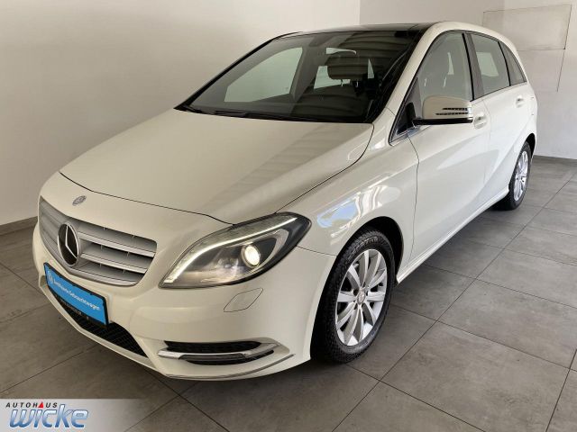 B -Klasse 1.6 B 180 NAVI KLIMA LM FELGEN PANO