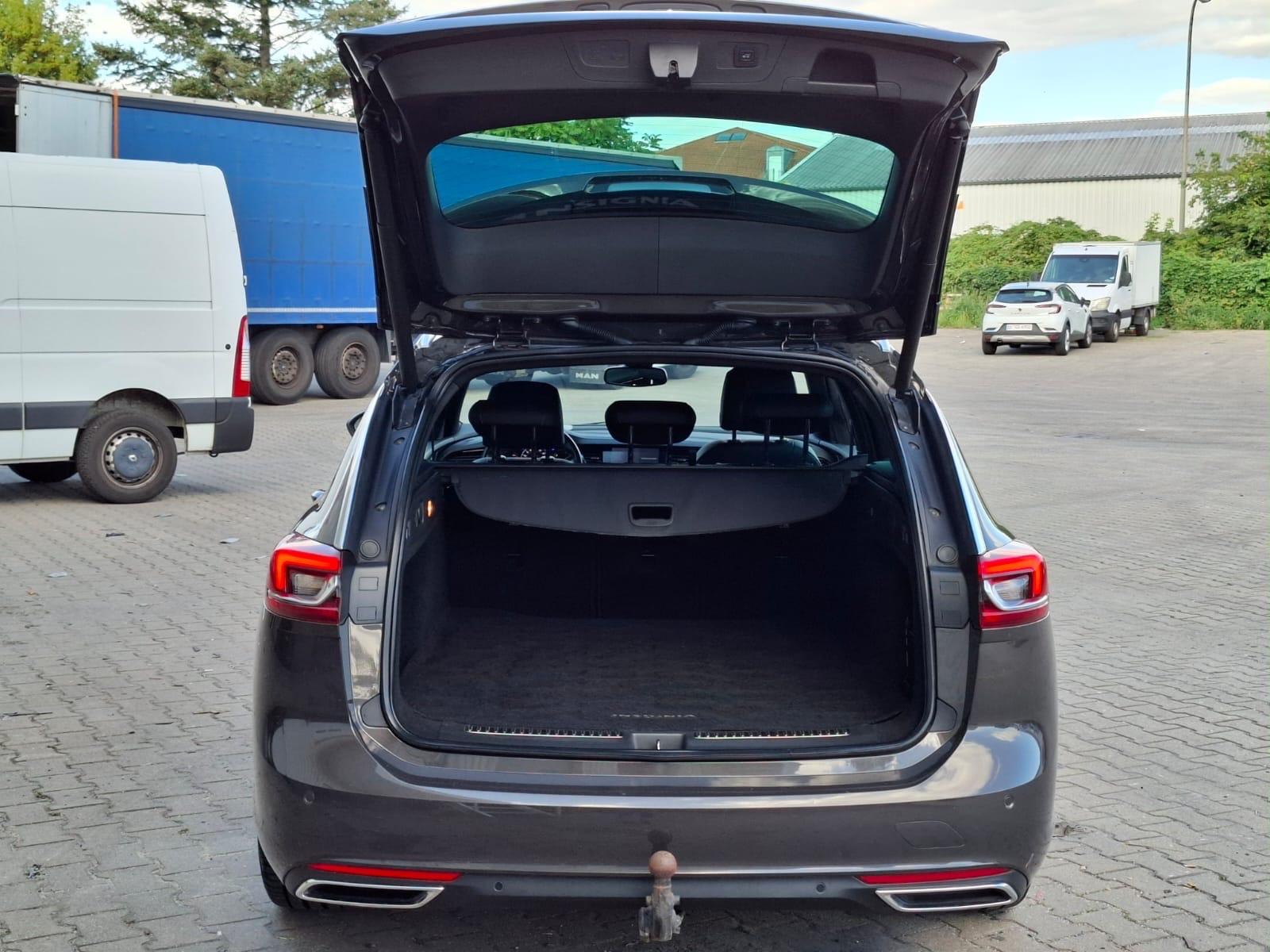 Opel Insignia B Sports Tourer Elegance CAM HUD SzH AC