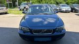 Volvo V70 T5 - Volvo V70 mit Benzin-Antrieb: Kombi, 5t