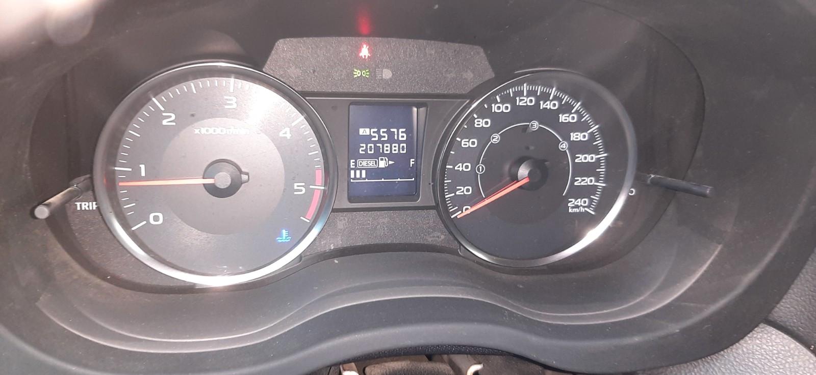 Subaru XV 2012 — photo 8