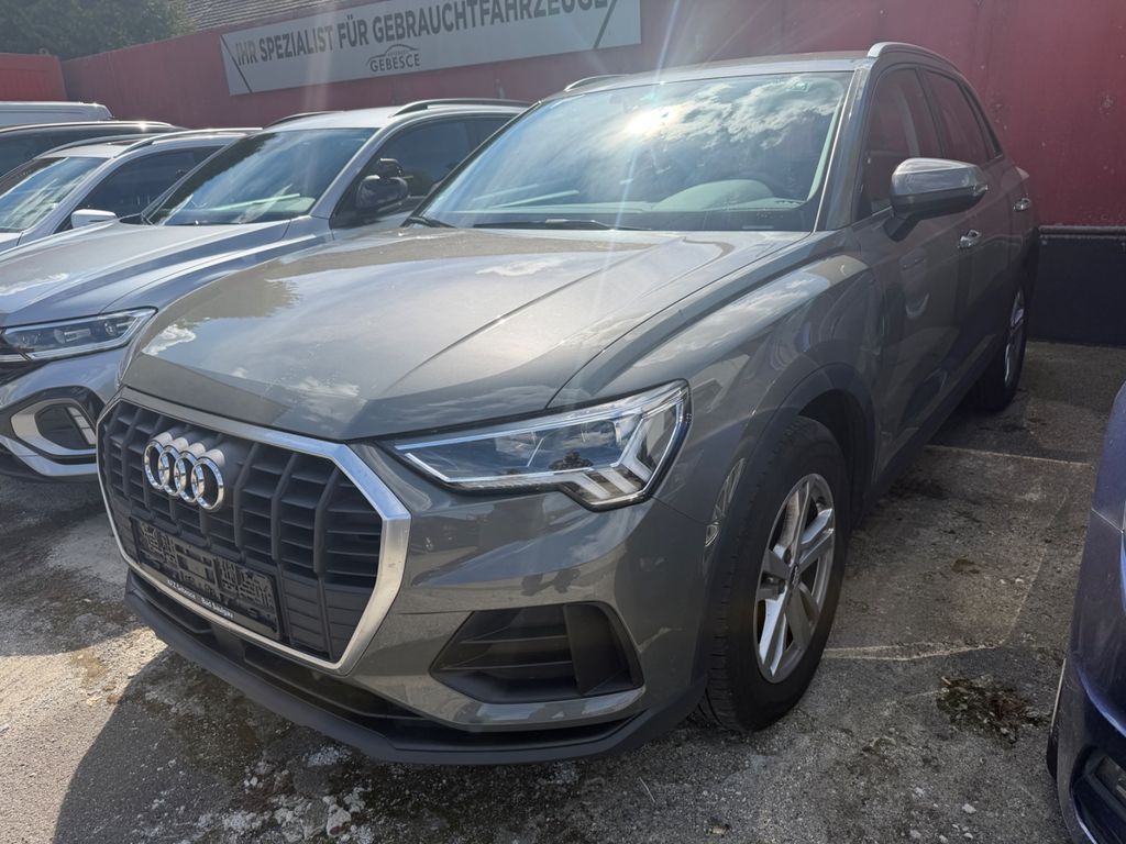Image of Audi Q3