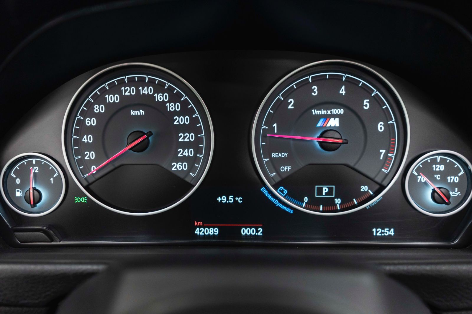 Fahrzeugabbildung BMW 440iX M-Performance HUD H&K LED KAM TOTW CARPLAY
