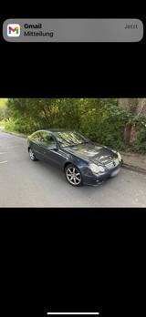 Mercedes-Benz CLC 230 - Mercedes-Benz CLC 230 mit Benzin-Antrieb: Leder