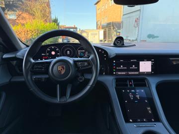صورة مصغرة 14 لـ 2020 Porsche TAYCAN