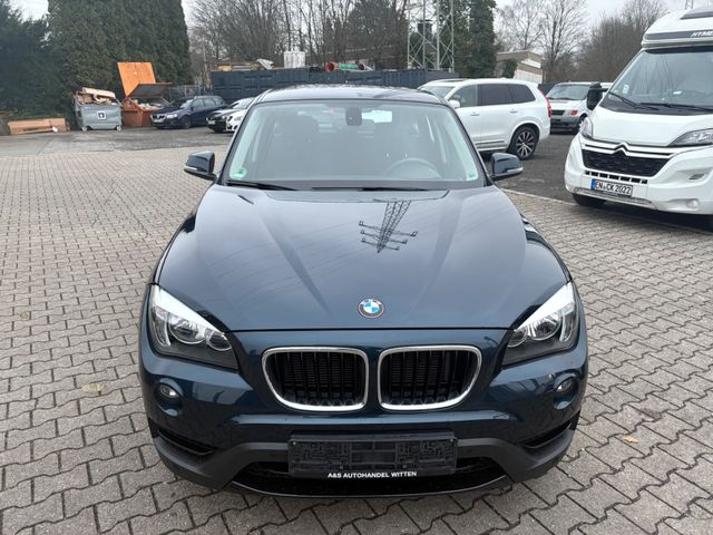 BMW X1 18 d sDrive Sport Line Autom.Navi PDC 1.Hand